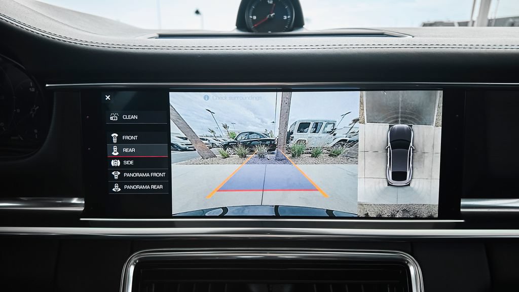 Used 2020 Porsche Panamera 4 AWD/4WD image 35