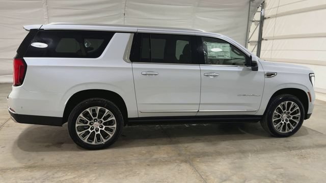 New 2026 GMC Yukon XL Denali w/ Sun & Power Step Package RWD image 9