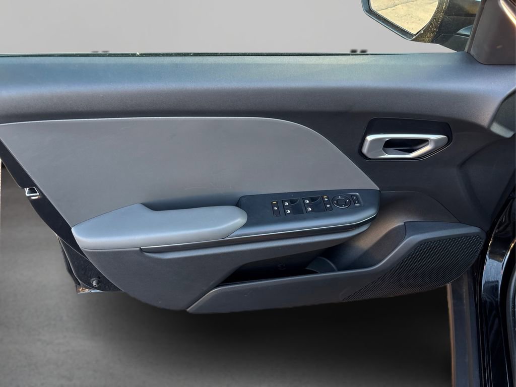 Certified 2025 Kia K4 LXS image 21