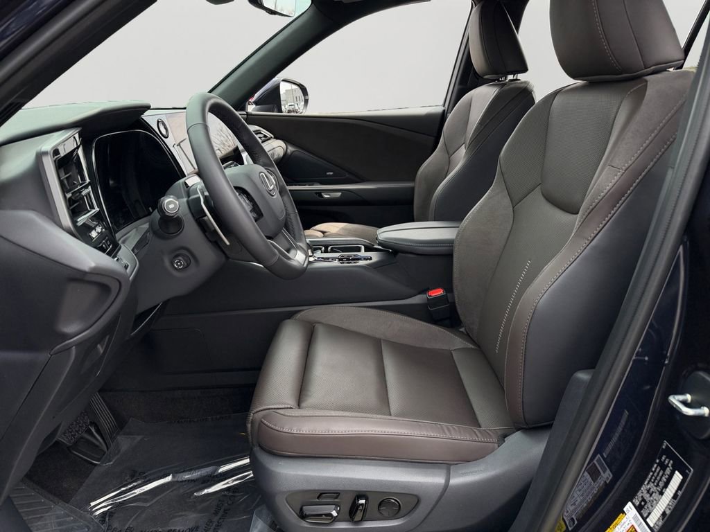 Certified 2026 Lexus TX 350 AWD w/ Technology Package image 16