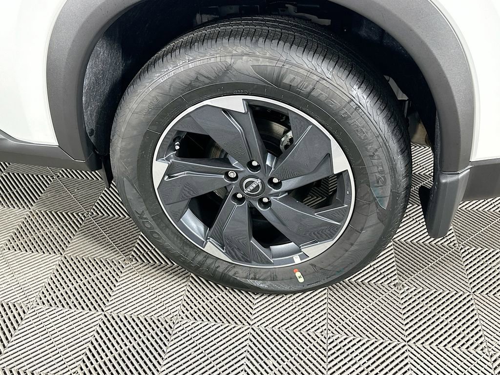 New 2026 Nissan Rogue SV w/ Cold Weather Package image 38