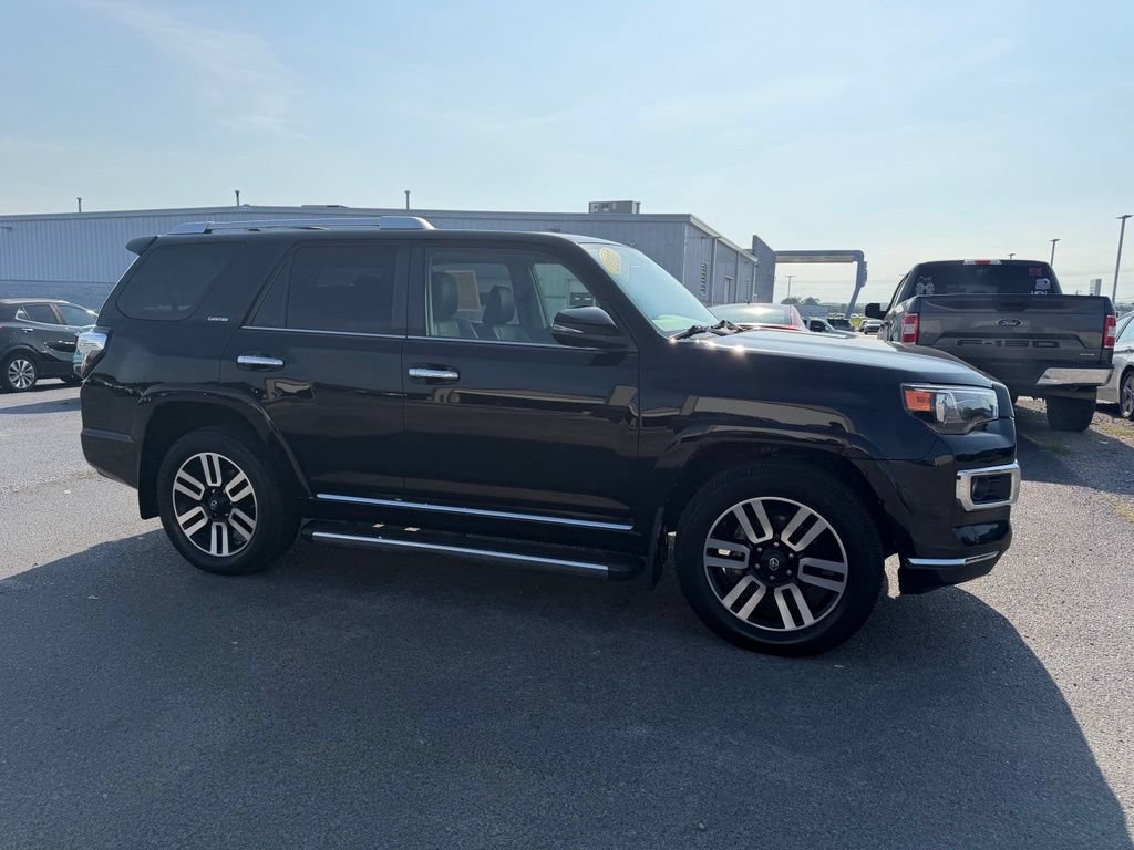 Used 2017 Toyota 4Runner Limited AWD/4WD image 2