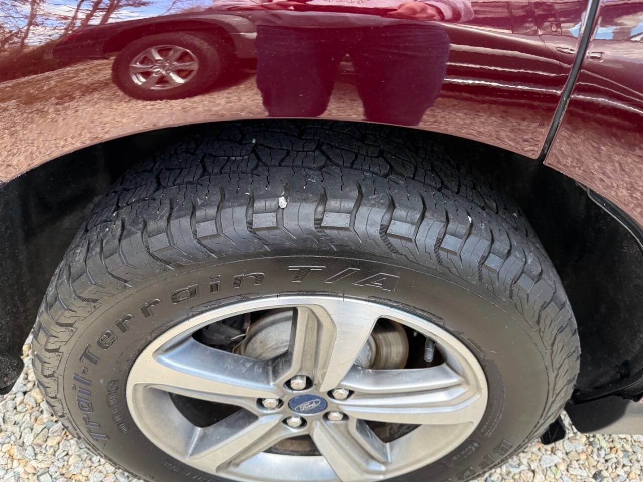 Used 2019 Ford Edge SEL w/ Equipment Group 201A AWD/4WD image 21