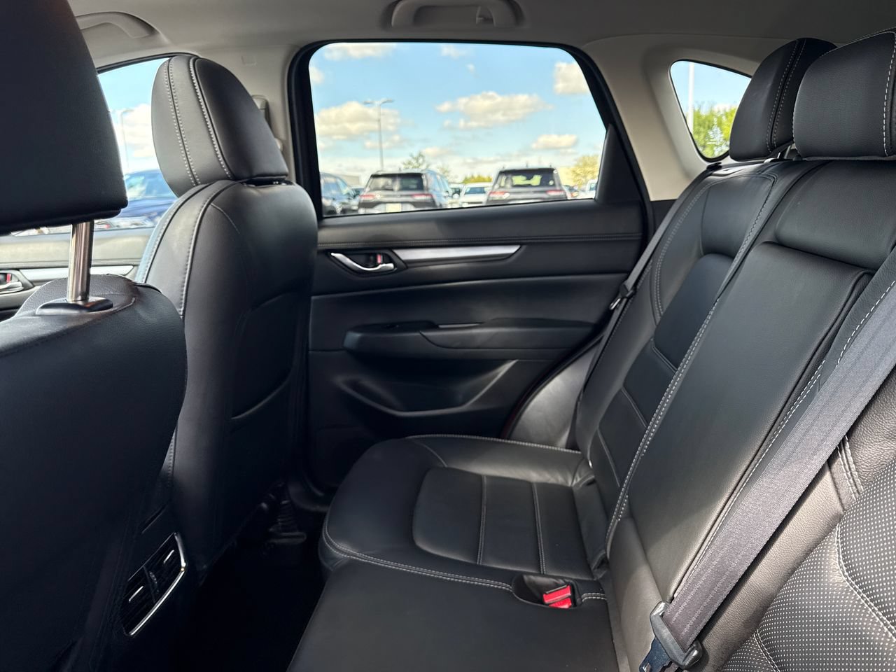 Used 2025 MAZDA CX-5 AWD 2.5 S w/ Preferred Package image 14