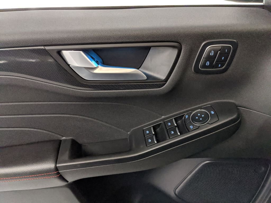 Certified 2024 Ford Escape ST-Line Elite image 22