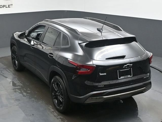 New 2026 Chevrolet Trax ACTIV w/ Sunroof Package FWD image 19