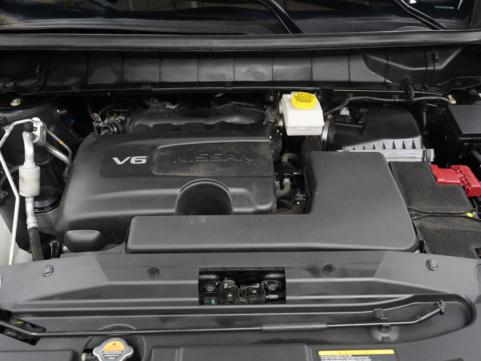 Used 2023 Nissan Pathfinder Platinum w/ Lighting Package (N92) image 31