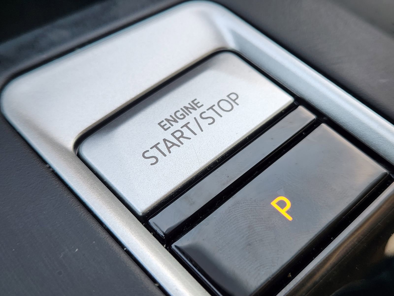 Used 2024 Volkswagen Atlas SE image 20