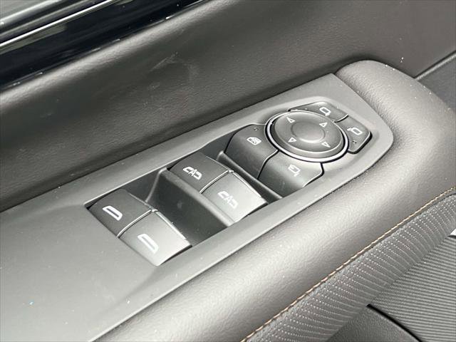 Used 2025 Chevrolet Suburban High Country w/ Sun And Tow Package image 16