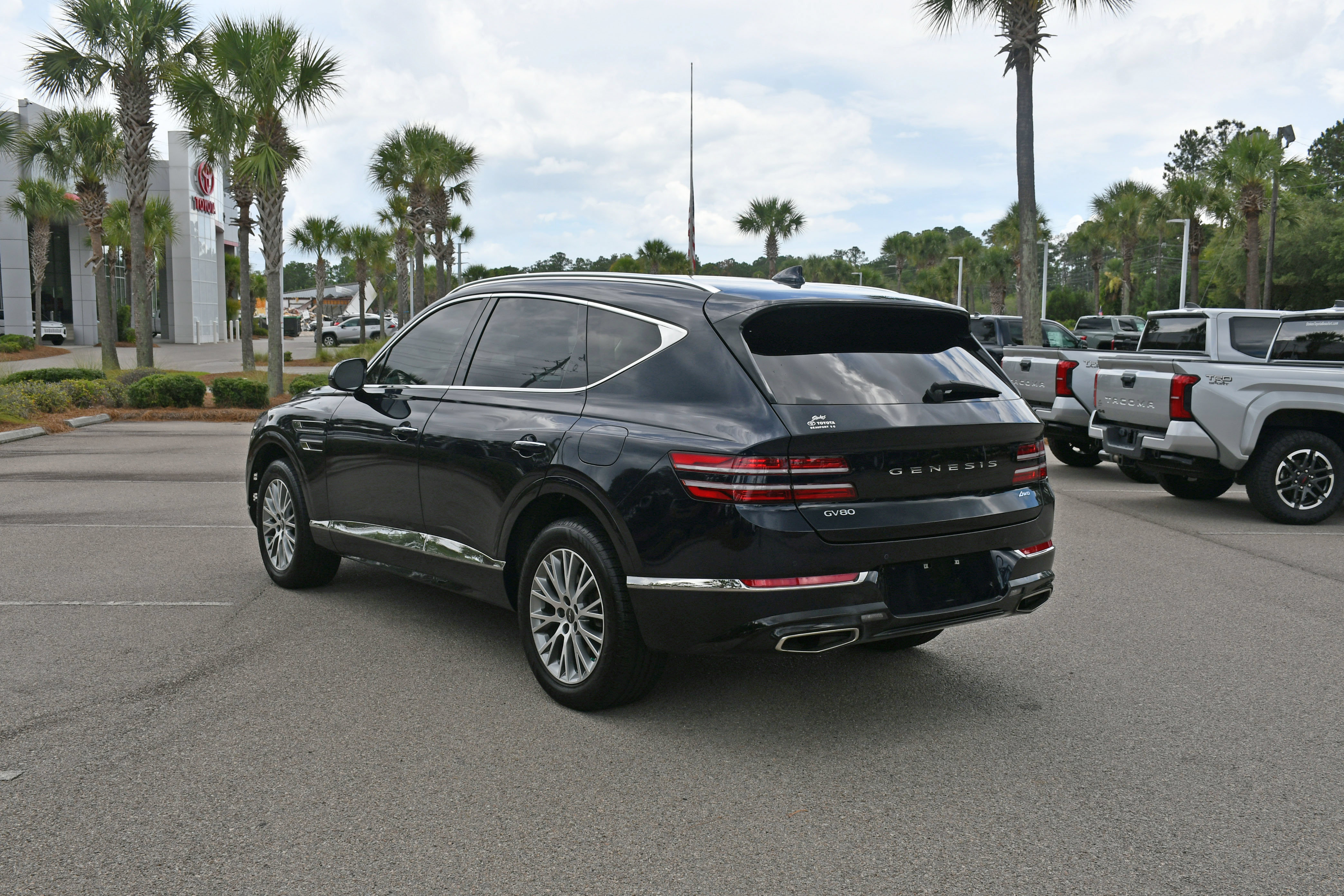 Used 2024 Genesis GV80 2.5T AWD/4WD image 4