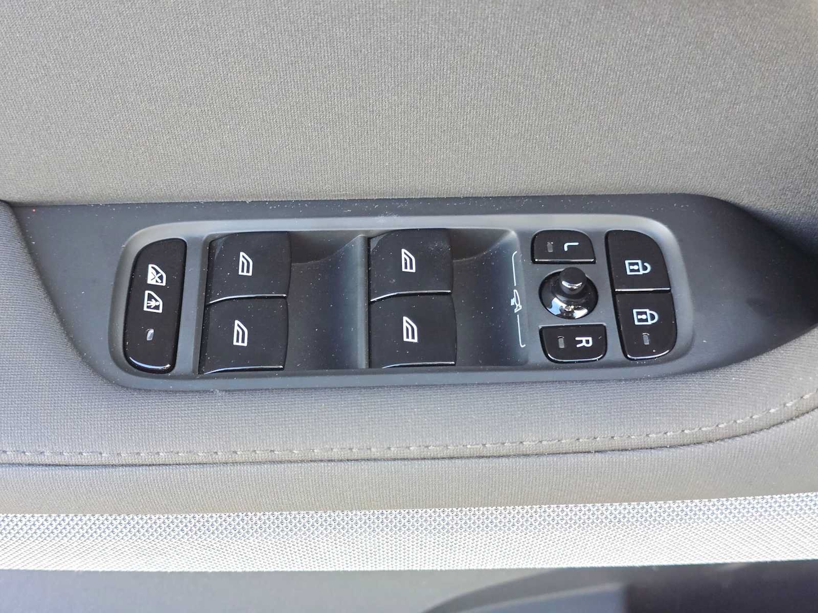 Used 2024 Polestar Polestar 2 AWD/4WD image 22