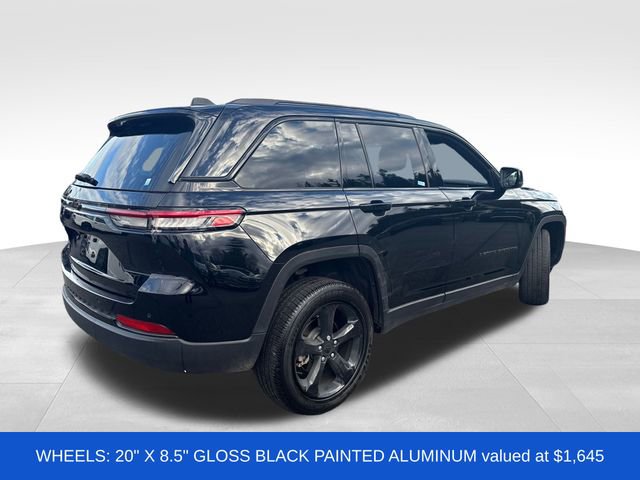 Used 2023 Jeep Grand Cherokee Altitude image 10
