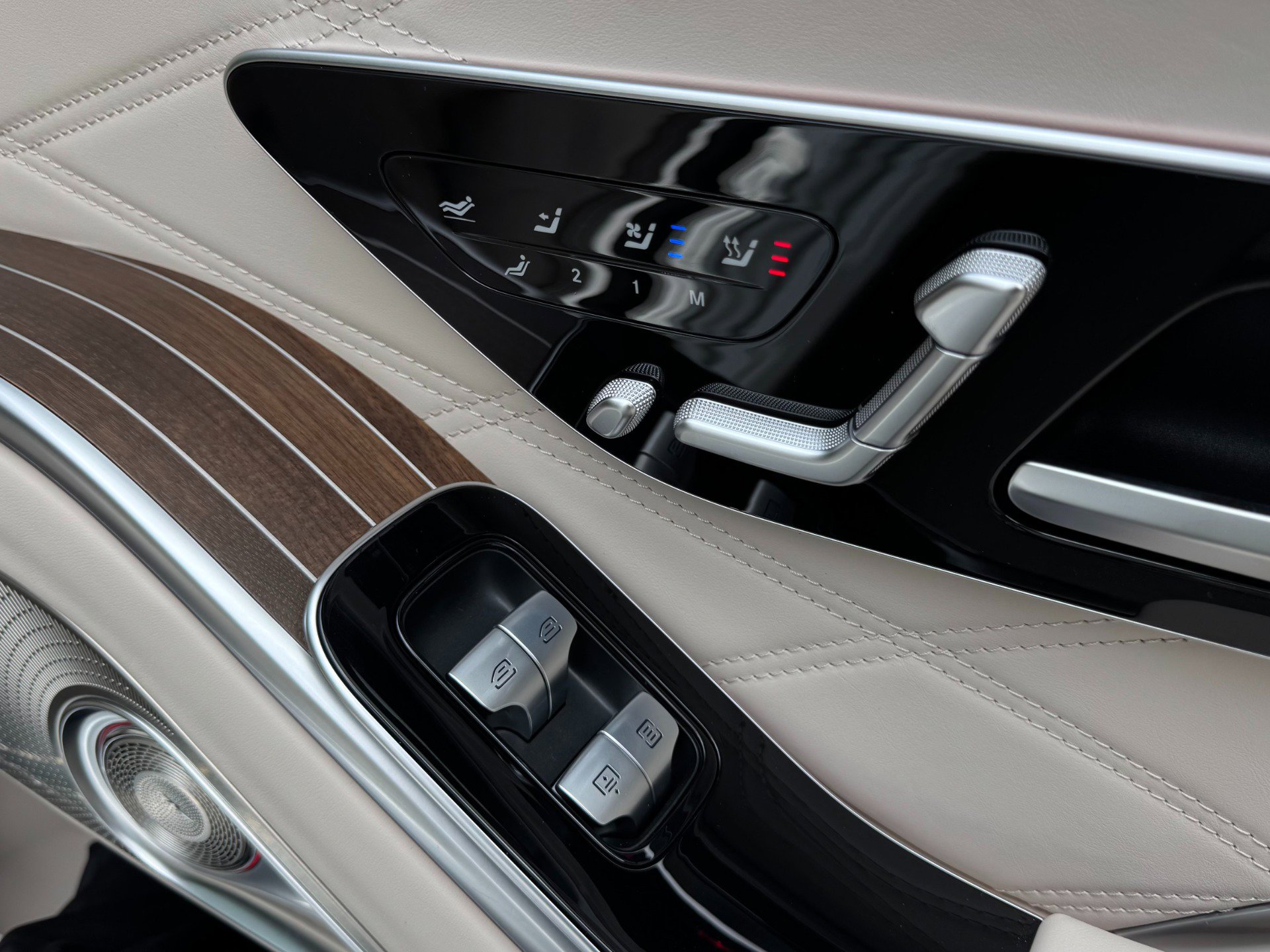 Used 2025 Mercedes-Benz Maybach S 680 4MATIC image 70