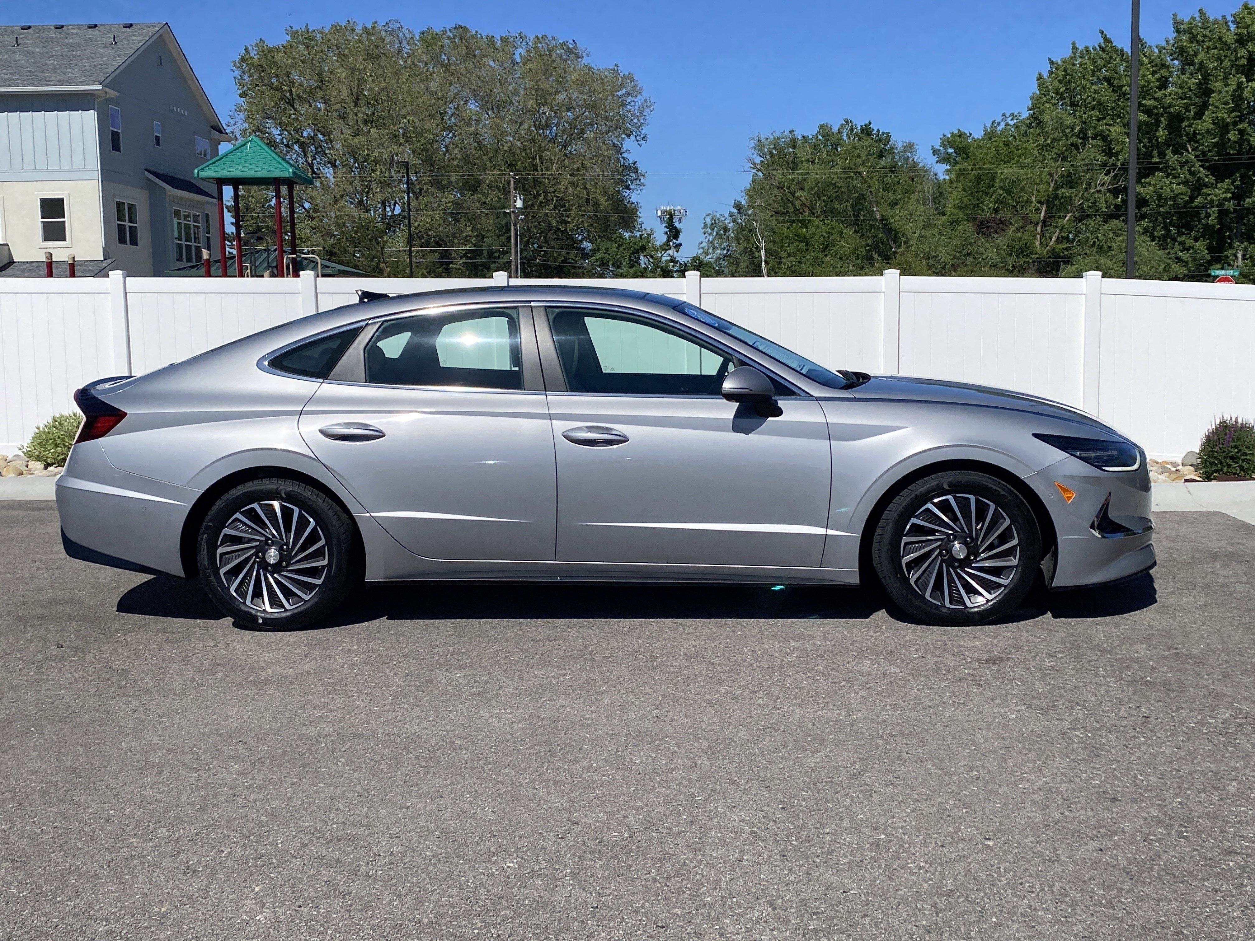 Used 2023 Hyundai Sonata Limited FWD image 7