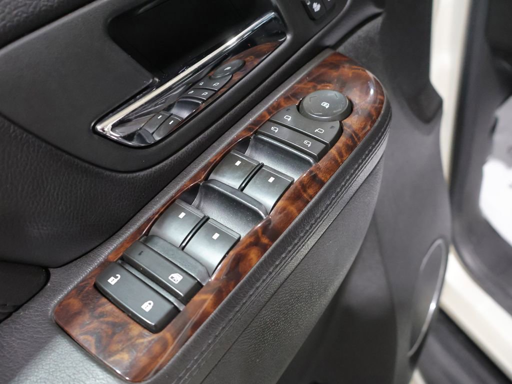 Used 2011 GMC Yukon Denali image 14