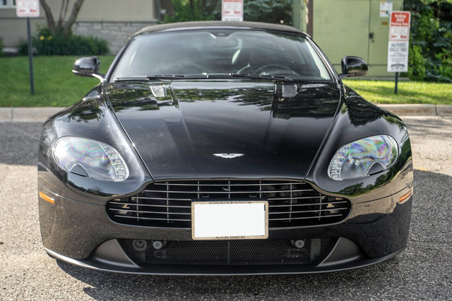 Used 2015 Aston Martin V8 Vantage GT RWD image 16