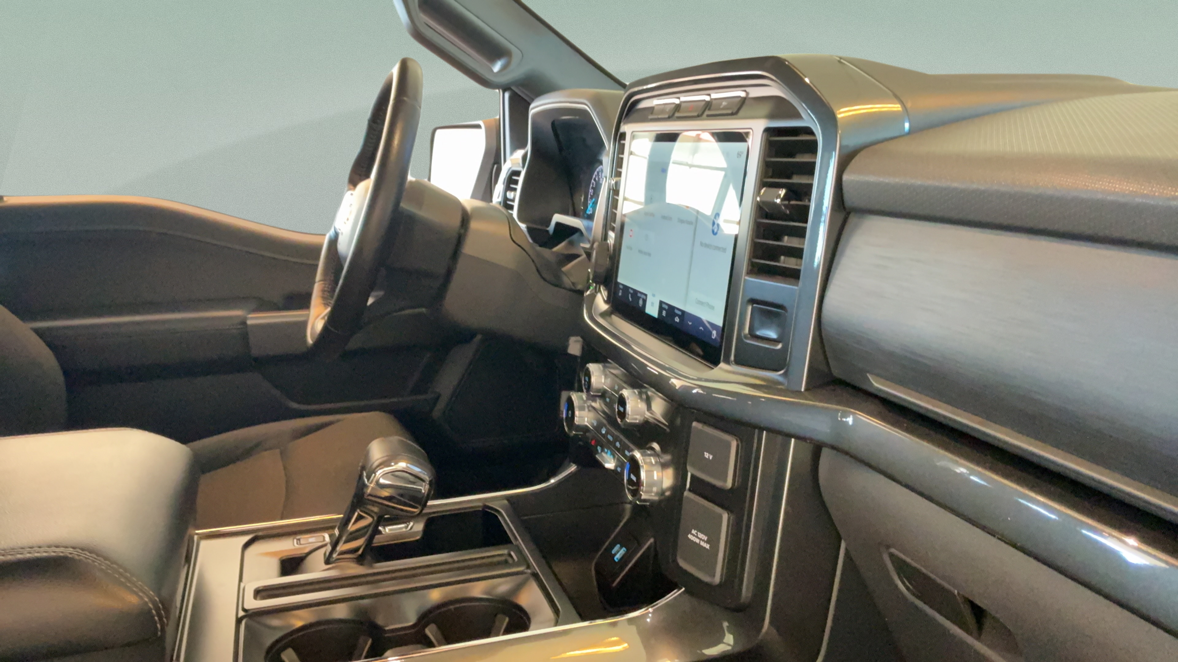 Used 2022 Ford F150 XLT w/ Equipment Group 302A High AWD/4WD image 48