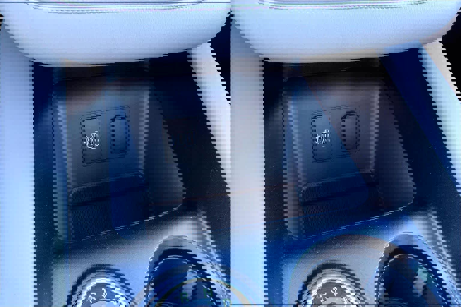 New 2026 Ford Explorer Active w/ Active Comfort Package image 19