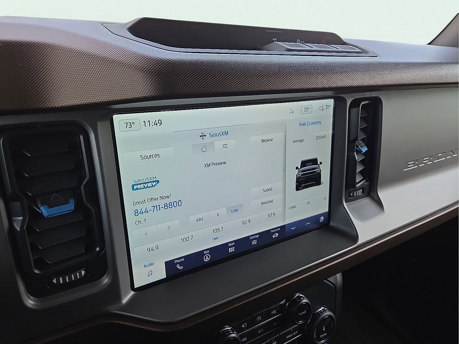 Used 2022 Ford Bronco Outer Banks AWD/4WD image 18