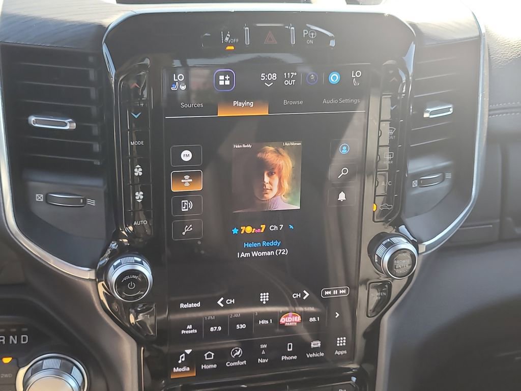 Used 2023 RAM 1500 Laramie image 23