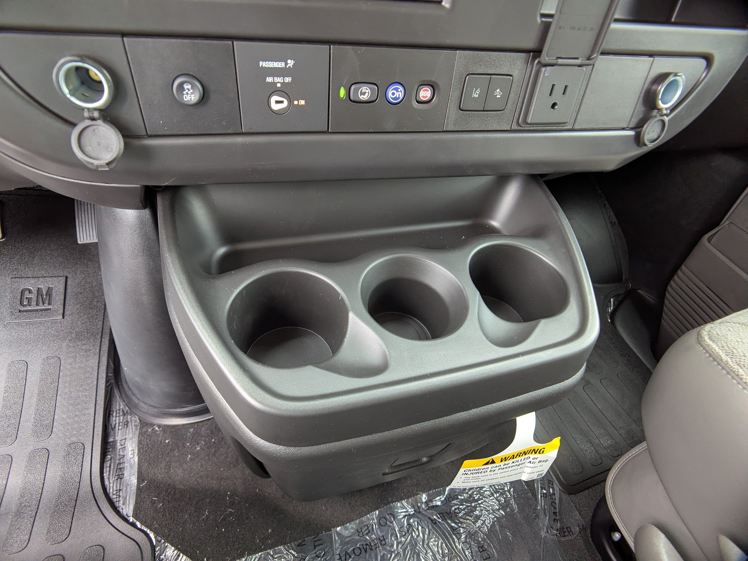 New 2026 Chevrolet Express 2500 LT w/ LT Preferred Equipment Group RWD image 18