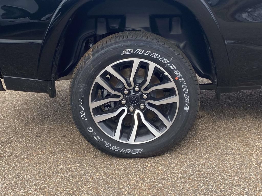 New 2026 RAM 1500 Limited AWD/4WD image 8