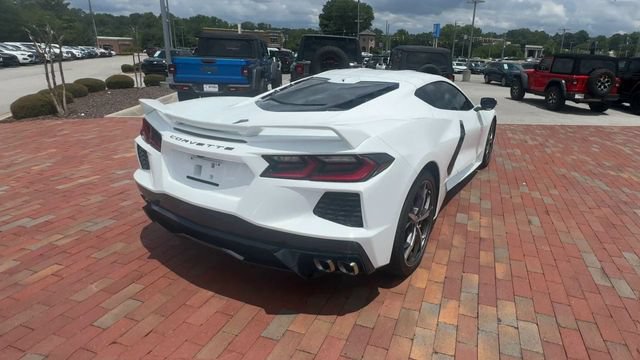 Used 2021 Chevrolet Corvette Stingray Preferred Cpe w/ Z51 Performance Package RWD image 2