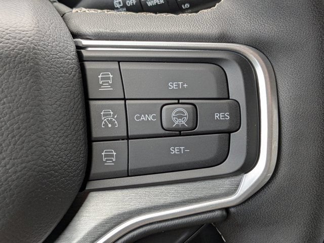New 2026 Jeep Grand Wagoneer 2WD w/ 8-Passenger Seating Package image 28
