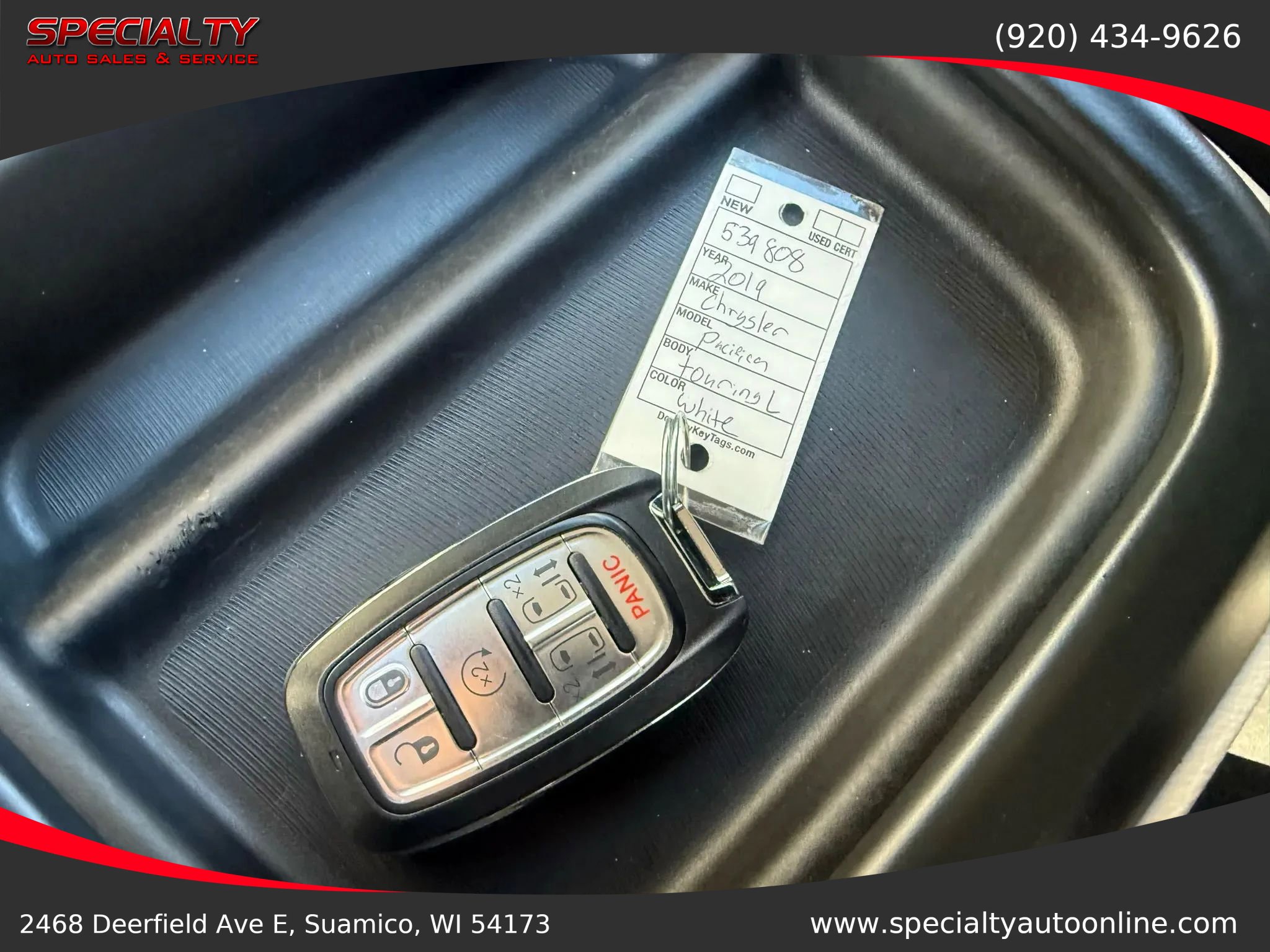 Used 2019 Chrysler Pacifica Touring-L FWD image 42