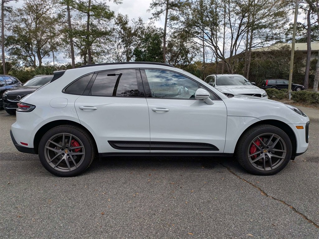Used 2022 Porsche Macan S w/ Premium Package Plus image 3
