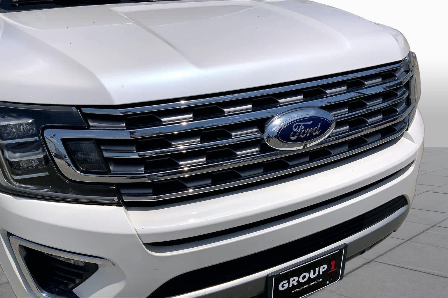 Used 2019 Ford Expedition Limited w/ Equipment Group 302A RWD image 28
