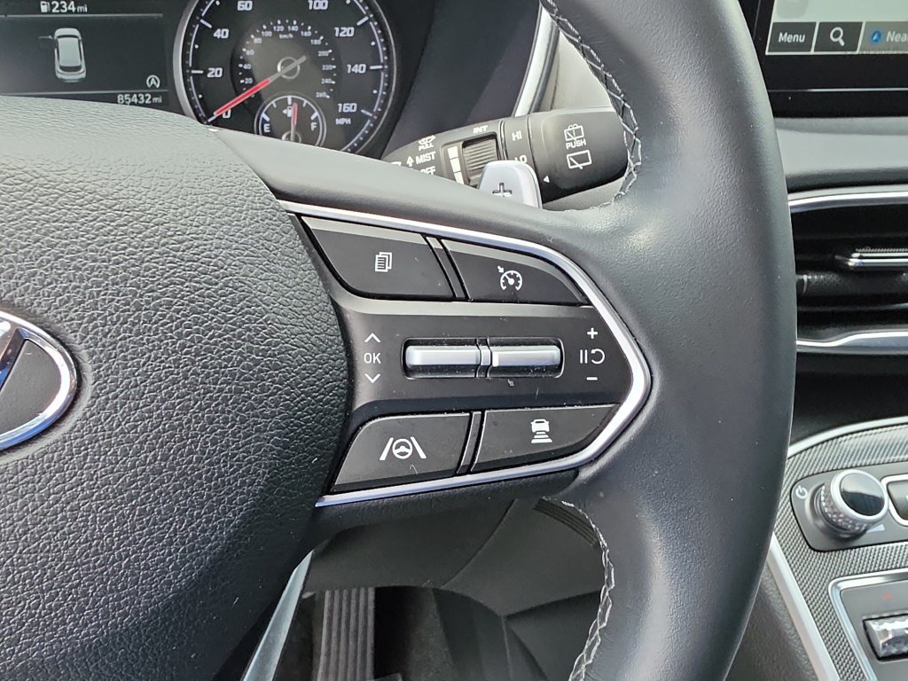 Used 2023 Hyundai Santa Fe SEL FWD image 31