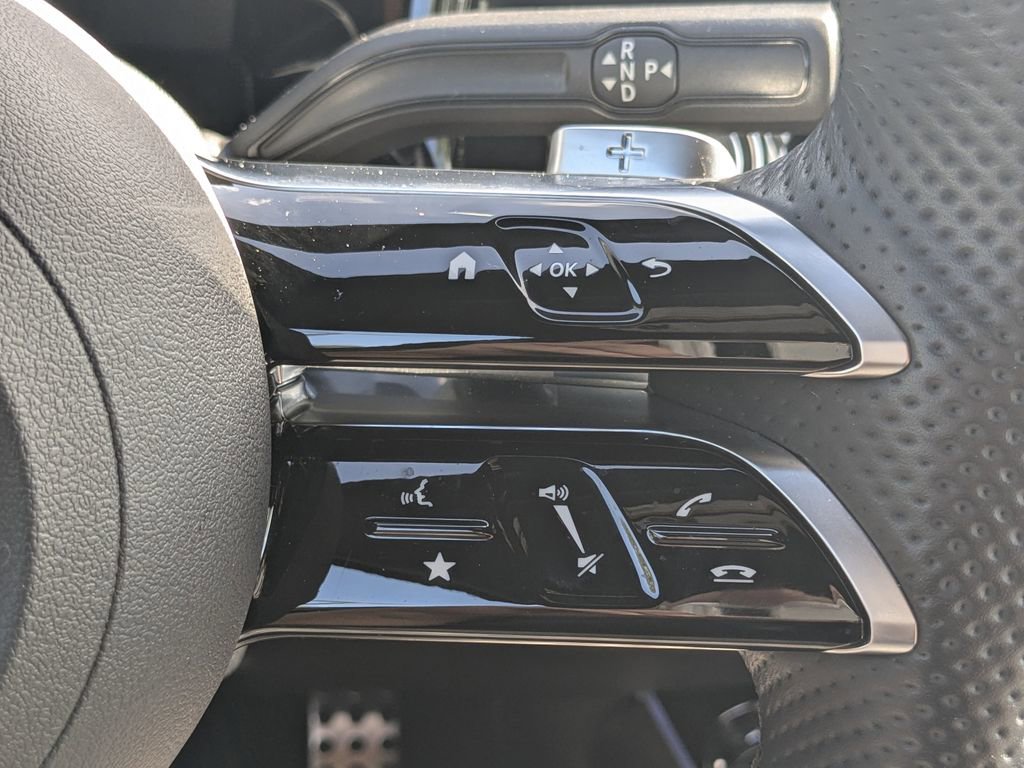 Used 2025 Mercedes-Benz GLA 250 image 12