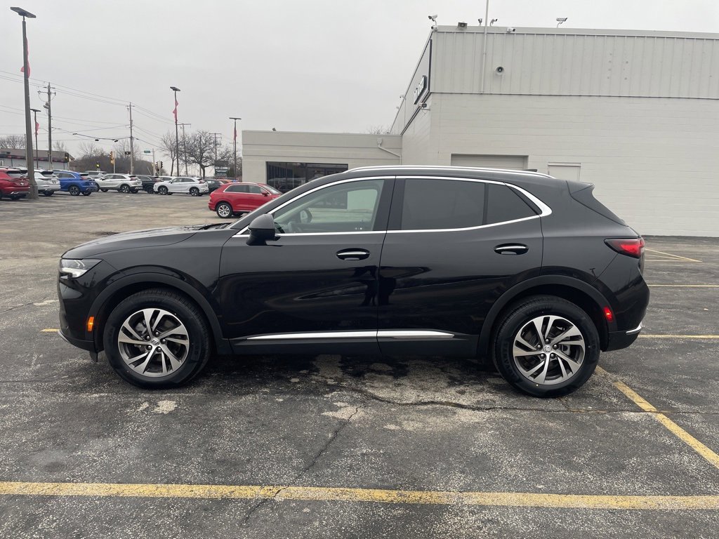 Used 2023 Buick Envision Essence image 2