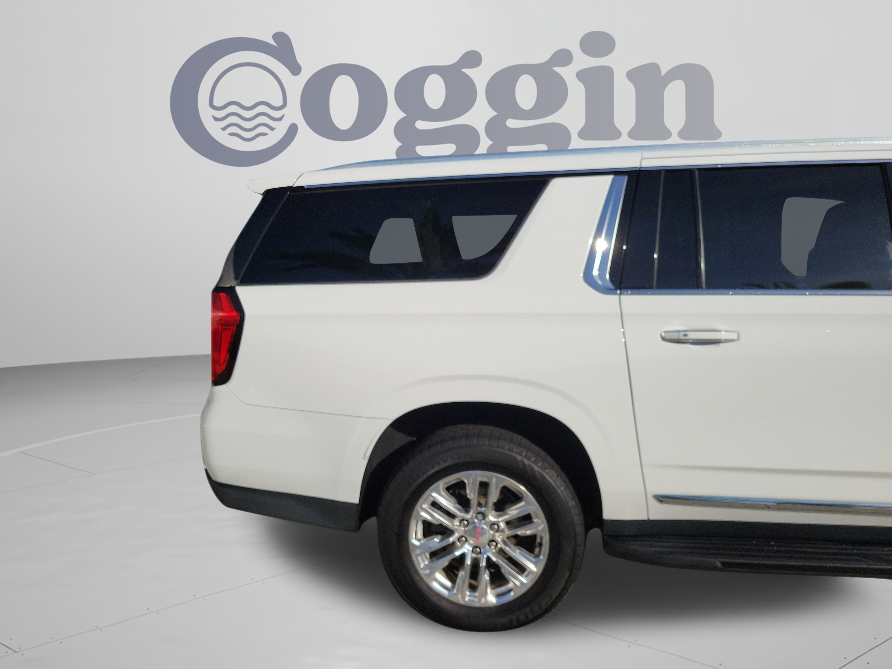 Used 2022 GMC Yukon XL SLT w/ SLT Luxury Package AWD/4WD image 35