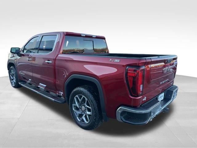 Used 2022 GMC Sierra 1500 SLT w/ SLT Premium Plus Package image 3