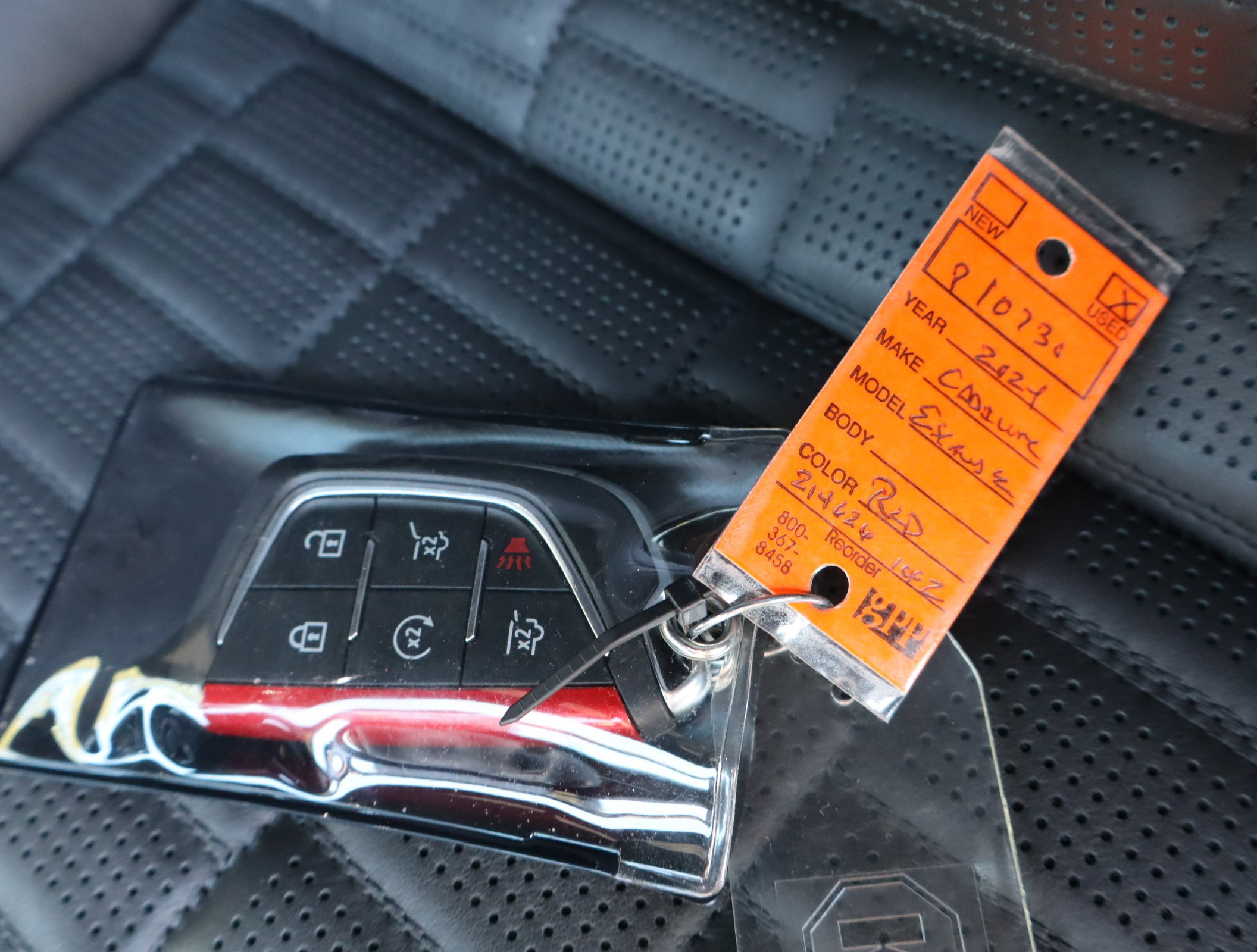 Used 2024 Cadillac Escalade V w/ LPO, ONYX Package image 43