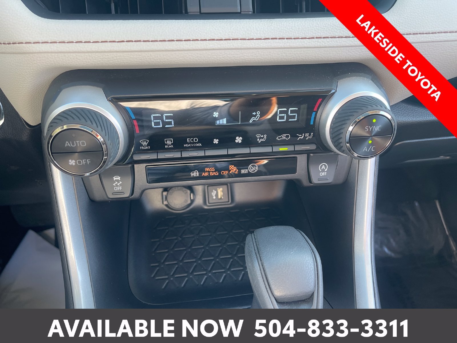 Certified 2025 Toyota RAV4 XLE w/ Convenience Package FWD image 33