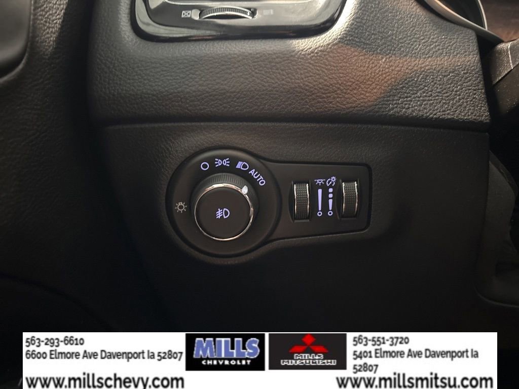Used 2018 Jeep Compass Latitude w/ Popular Equipment Group AWD/4WD image 24