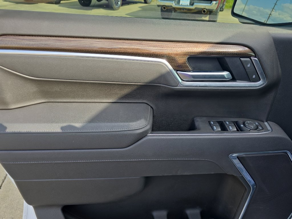 Used 2025 Chevrolet Silverado 1500 LT image 19