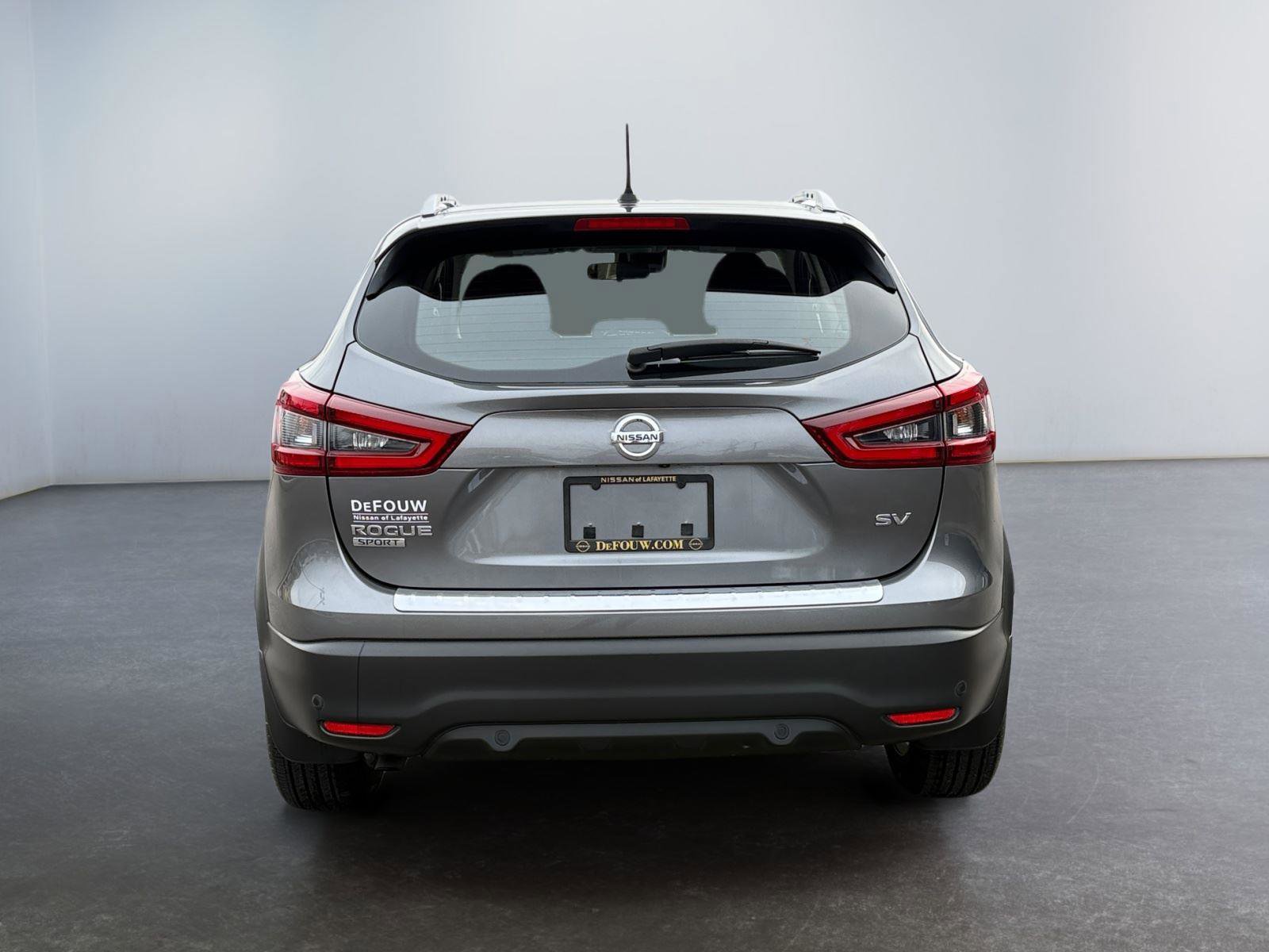 Used 2022 Nissan Rogue Sport SV image 4