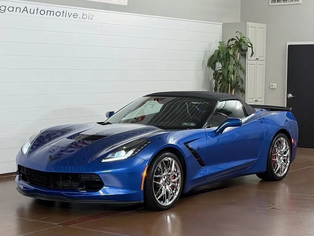 Used 2014 Chevrolet Corvette Stingray Convertible RWD image 7