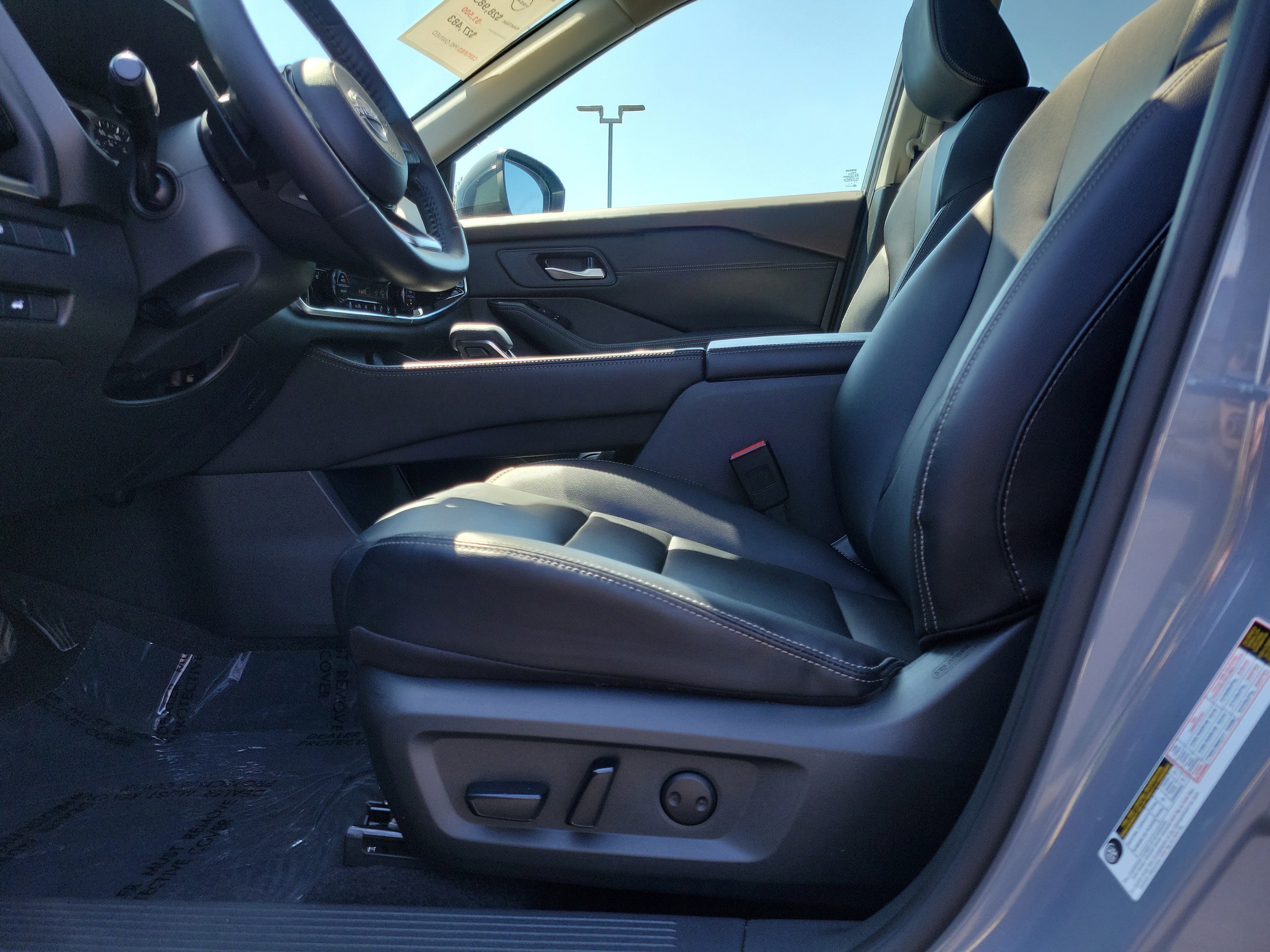 Certified 2023 Nissan Rogue SL image 16