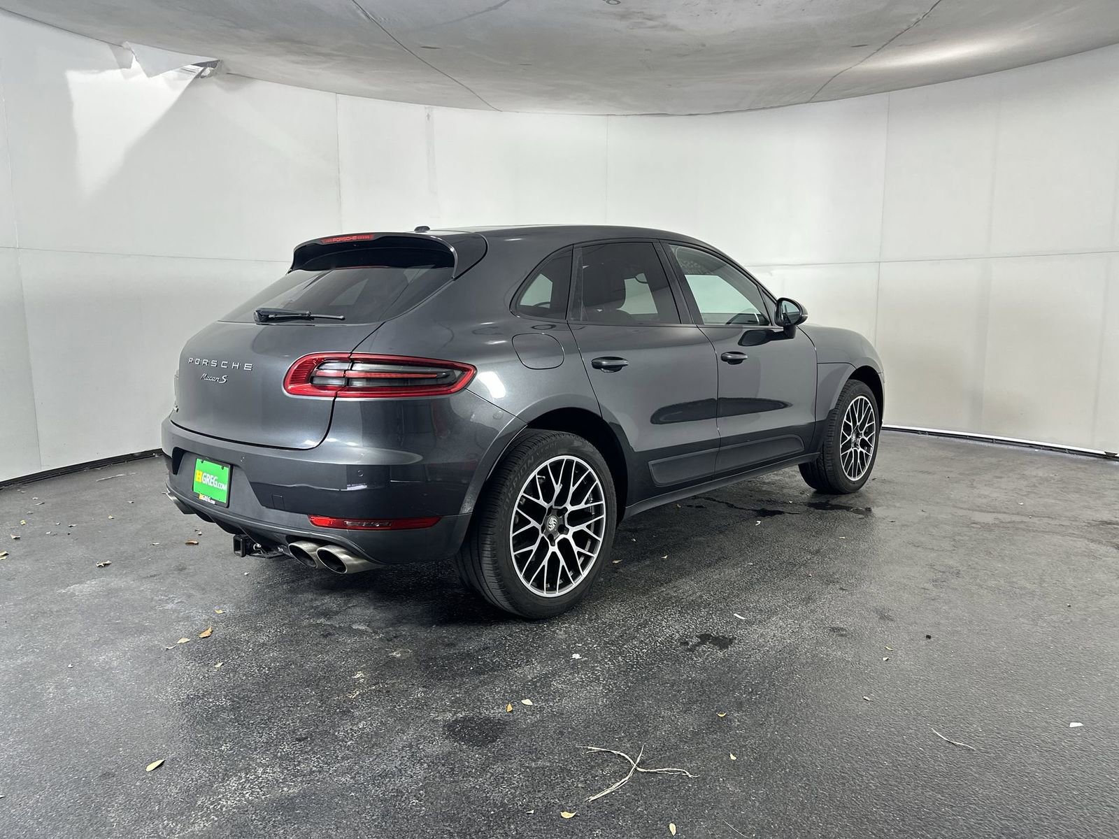 Used 2017 Porsche Macan S image 8