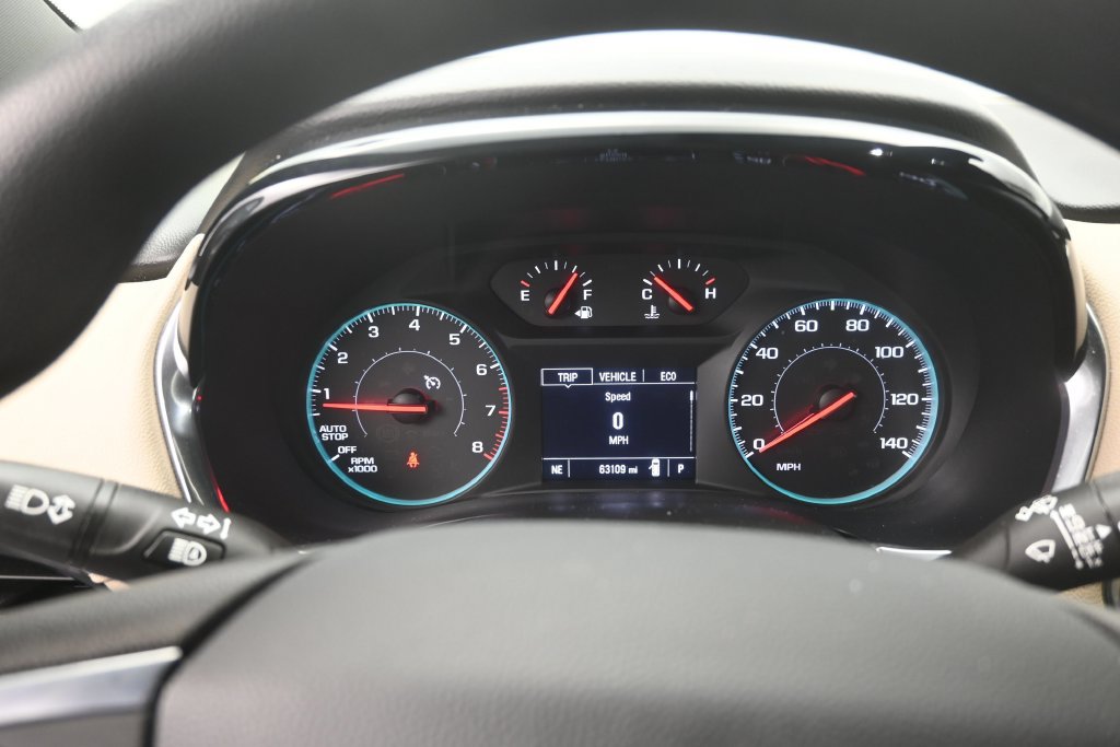 Used 2023 Chevrolet Traverse LS FWD image 11