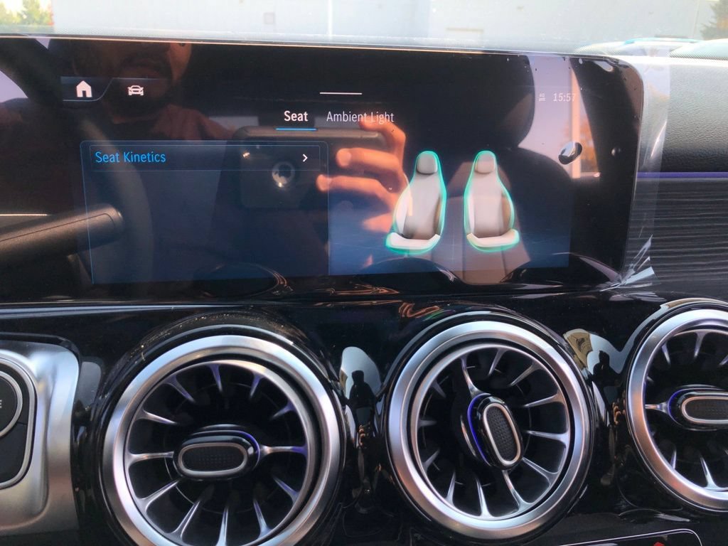 New 2026 Mercedes-Benz GLB 250 4MATIC image 20