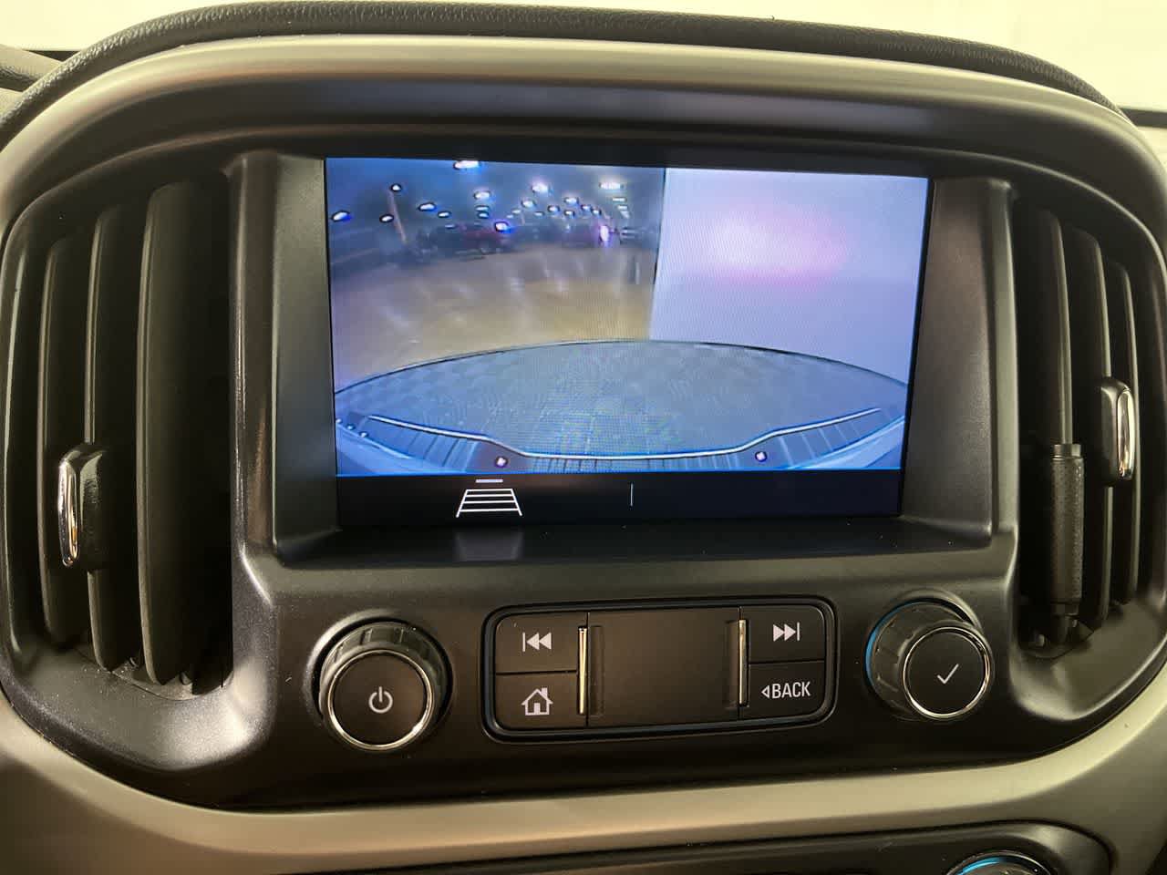 Used 2022 Chevrolet Colorado LT w/ Fleet Safety Package RWD image 19