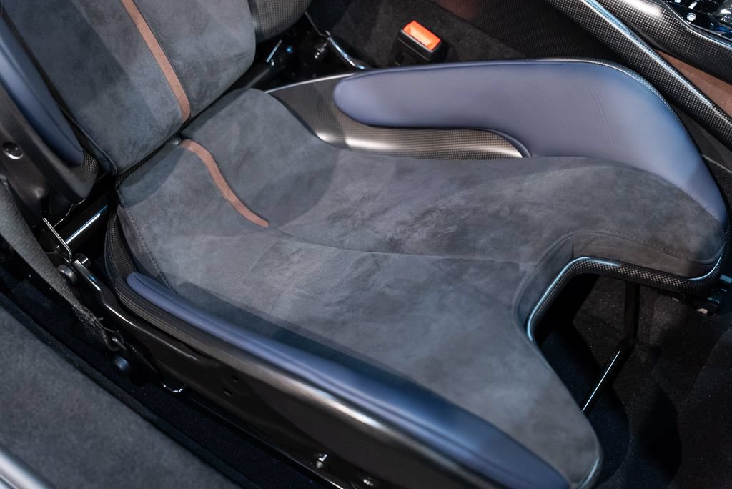 Certified 2025 Ferrari 296 GTB RWD image 36