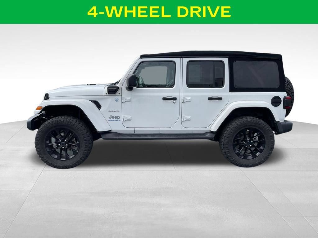 Used 2024 Jeep Wrangler Unlimited Sahara w/ Technology Group AWD/4WD image 7