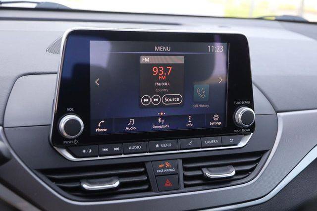 Used 2025 Nissan Altima 2.5 SR FWD image 15